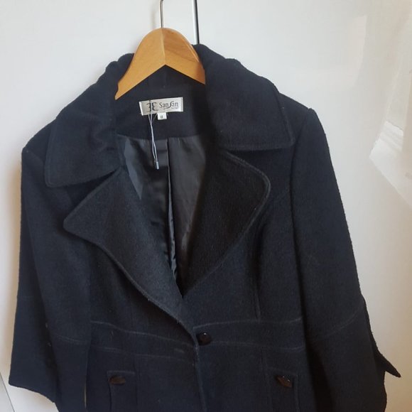 Black short wool coat - Picture 2 of 6